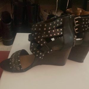 Dolce Vita Sandals